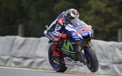 Test MotoGP: Lorenzo il più veloce, Rossi dietro