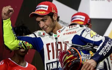Rossi, buona la prima: è trionfo in Qatar. Stoner cade