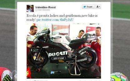 Valentino svela la nuova Ducati. In anteprima su Twitter