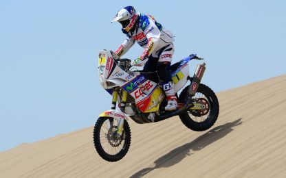 Dakar, fulmine Lopez tra le dune. Incidente per Panigalli