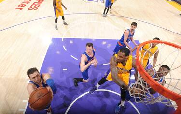 lakers_knicks_bargnani_getty