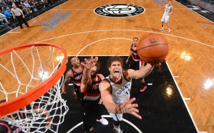 Lopez trascina i Nets. Brooklyn, altro passo verso i playoff