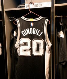 Ginobili, la storia continua: un altro anno con gli Spurs