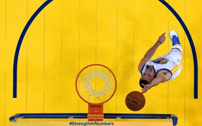 Curry trascina Golden State, Warriors alle Finals