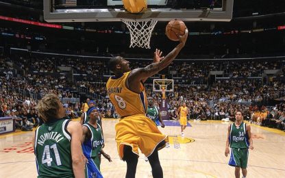 NBA, Kobe Bryant segna 62 punti in tre quarti