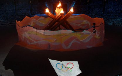 Vancouver saluta le Olimpiadi, Razzoli con il tricolore