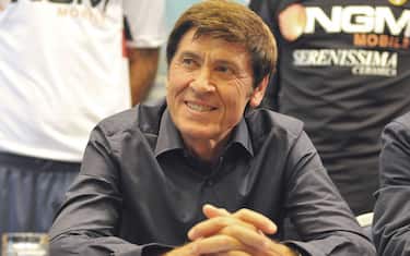 Roma 2020, artisti e premi Oscar: "Caro Monti firmi.."