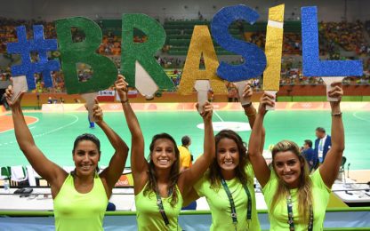 Selfie e sorrisi: a Rio è spettacolo anche in tribuna