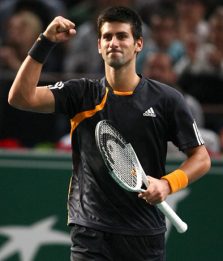 Djokovic piega Monfils e trionfa a Parigi-Bercy
