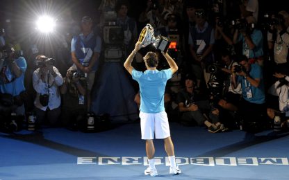 Tennis. Poker di Federer, al re un altro Australian Open