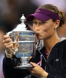 Us Open, la Stosur regina di New York. Serena multata