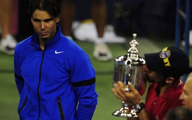 novak_djokovic_rafa_nadal_us_open_trofeo