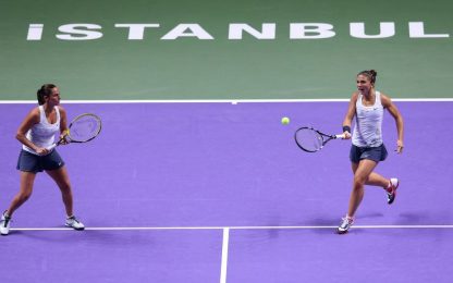 Istanbul, Errani-Vinci ko. Sharapova e Serena in finale