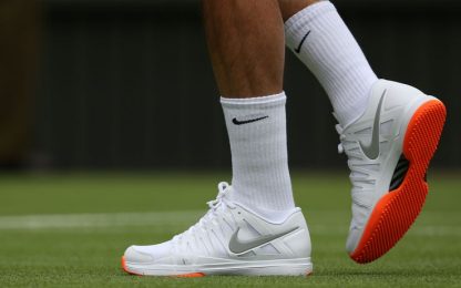 Wimbledon contro Federer: inadatte le scarpe arancioni