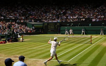 Murray batte Raonic in tre set e bissa a Wimbledon