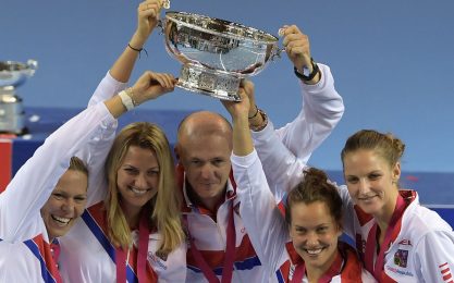 Fed Cup, Repubblica Ceca campione: Francia battuta