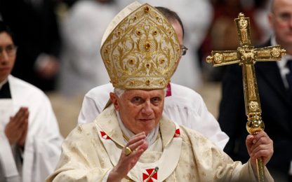 Pedofilia, il Papa: "Chiediamo perdono a Dio e alle vittime"