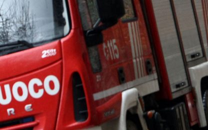 Milano, fuga di gas in condominio: 2 morti e 7 intossicati