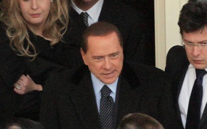 Berlusconi: "Chi vota la sfiducia mai più nel centrodestra"