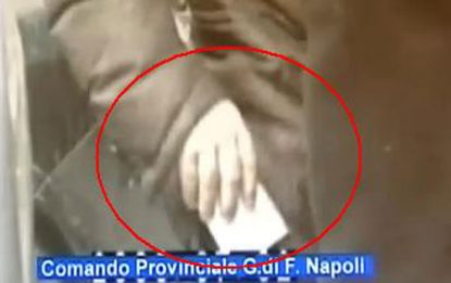 Una tangente al bar: arrestato un funzionario a Napoli