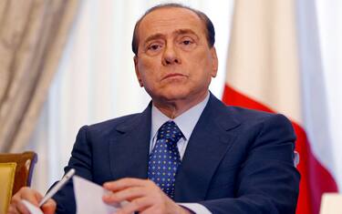 bomba_silvio_berlusconi