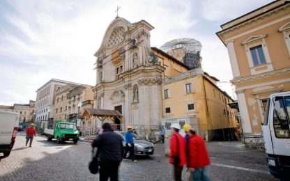 Terremoto, il centro storico de l'Aquila resta chiuso