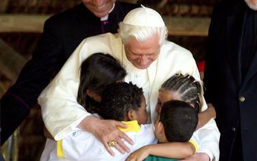 Aborto, il Papa: i cattolici non accettino leggi ingiuste