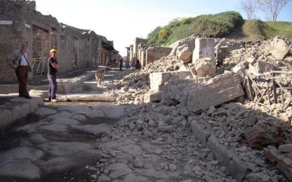 Pompei, altre domus sono a rischio