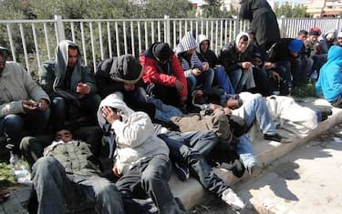 Caos sbarchi, Maroni: "L'Ue non può stare a guardare"