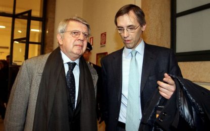 Caso Mills, gli avvocati di Berlusconi ricusano i giudici