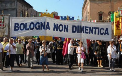 Bologna ricorda la strage sul web e in piazza