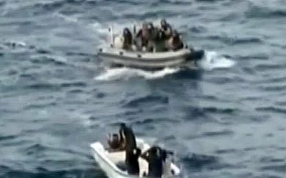 Somalia, blitz sulla nave sequestrata: equipaggio liberato