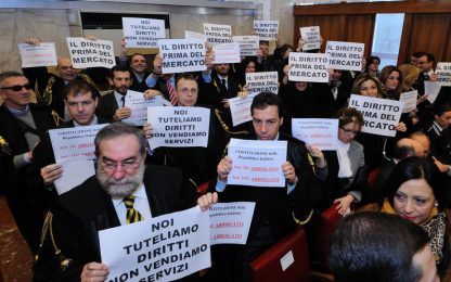 Proteste contro le liberalizzazioni, tocca agli avvocati