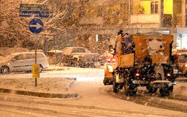 Gelo, neve e disagi. Fs: giovedì treni ridotti