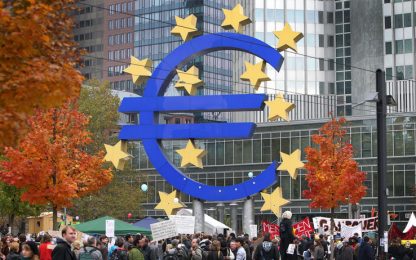 Bce: la disoccupazione nell'Eurozona continuerà ad aumentare
