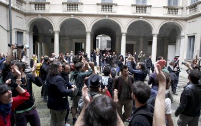 Milano, Macao cambia casa: occupato Palazzo Citterio a Brera
