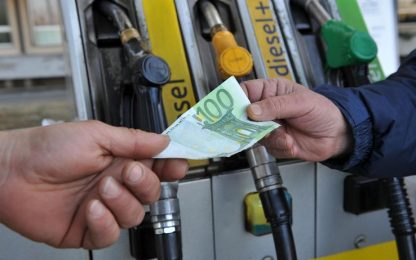 Benzina, Cgia: "In Italia le tasse più alte d'Europa"