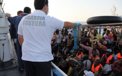Soccorsi 80 migranti al largo di Siracusa
