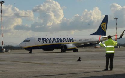 Atterraggio d'emergenza a Genova per un aereo Ryanair