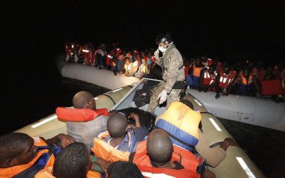 Lampedusa, 250 migranti soccorsi: tre donne morte di stenti