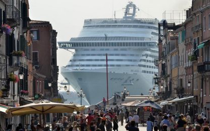 Venezia, stop alla navi da crociera davanti a San Marco