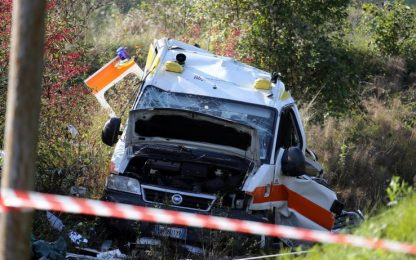 Bergamo, treno investe ambulanza: muoiono padre e figlio