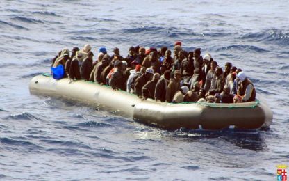 Libia, affonda barcone di migranti: almeno 40 morti