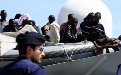Sicilia, nuovi sbarchi: tre morti su un barcone
