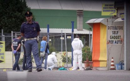 Milano, accoltella e uccide in strada: "Erano peccatori"