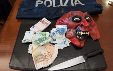 rapina_polizia