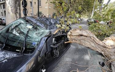 Torna il maltempo, pioggia e allagamenti al Centro-Sud