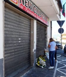Sassano, auto contro bar: funerali separati per le 4 vittime