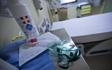 Ebola, lieve peggioramento per il medico di Emergency