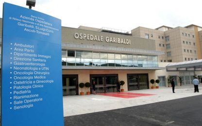Catania, ospedali pieni: neonata muore in ambulanza